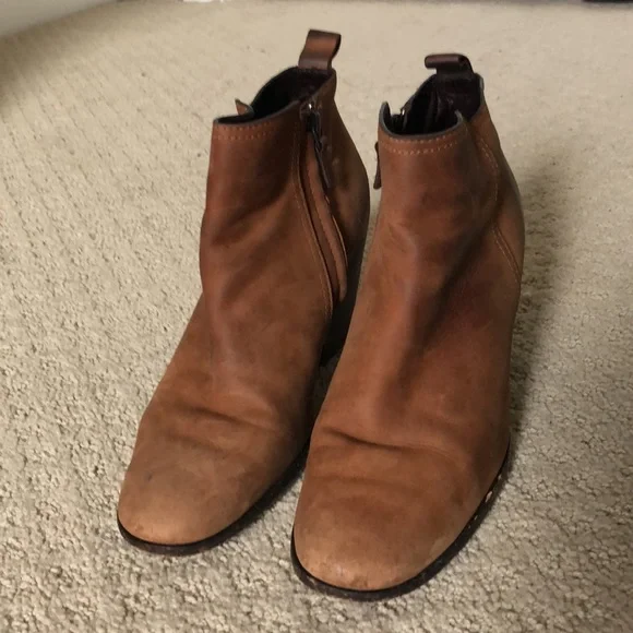 Cole Haan Tan Suede Chesney Stacked Heel Bootie Size 8.5 - Picture 4 of 6